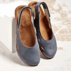 Allure Moderne : Chaussures Minimalistes et Raffinées
