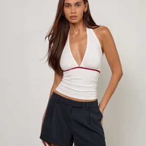 Abeth Halterneck Top in White with Adrenaline Red Piping (Top dos nu en blanc avec passepoil rouge adrénaline)